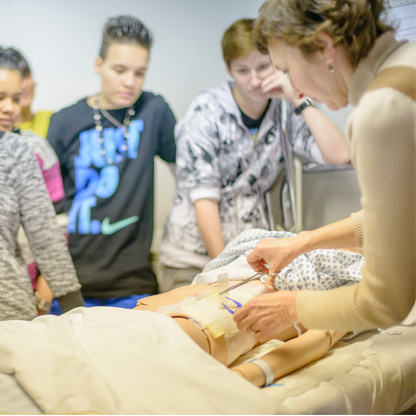 S2J, Centre d'Enseignement Libre à Liège - Formation soins aux personnes